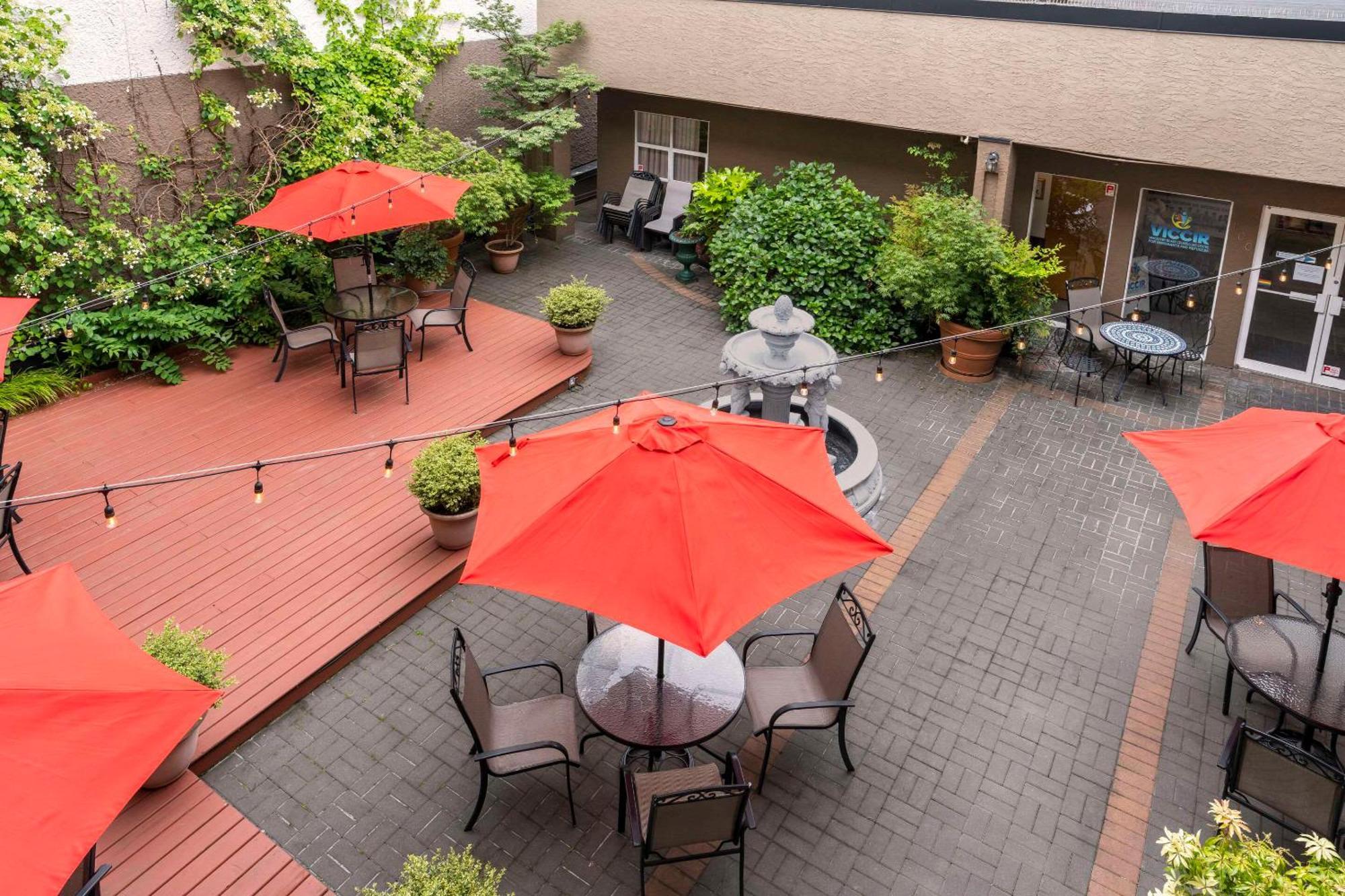 Quality Inn Downtown Inner Harbour Victoria Exterior foto